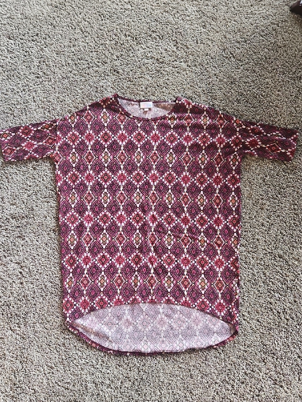 LuLaRoe Girls' Maroon Diamond-Print Short Sleeve Top